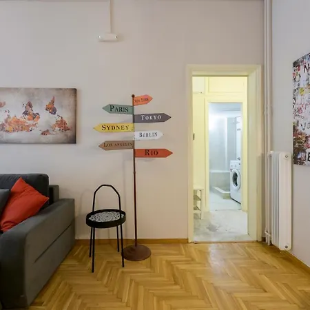 Cosy 2br Flat Near Ampelokipoi Station & Hospitals