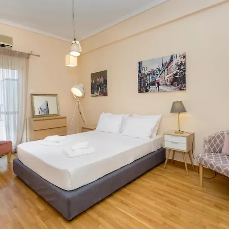 Apartment Cosy 2br Flat Near Ampelokipoi Station & Hospitals *